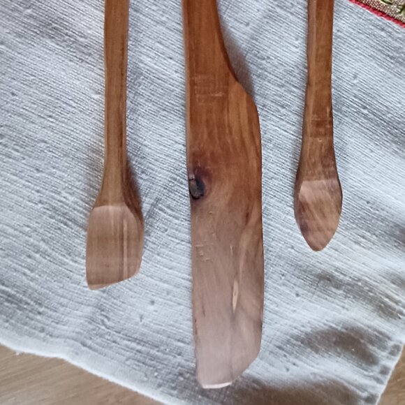 Pin Cherry Spreaders - Picture 2 of 6